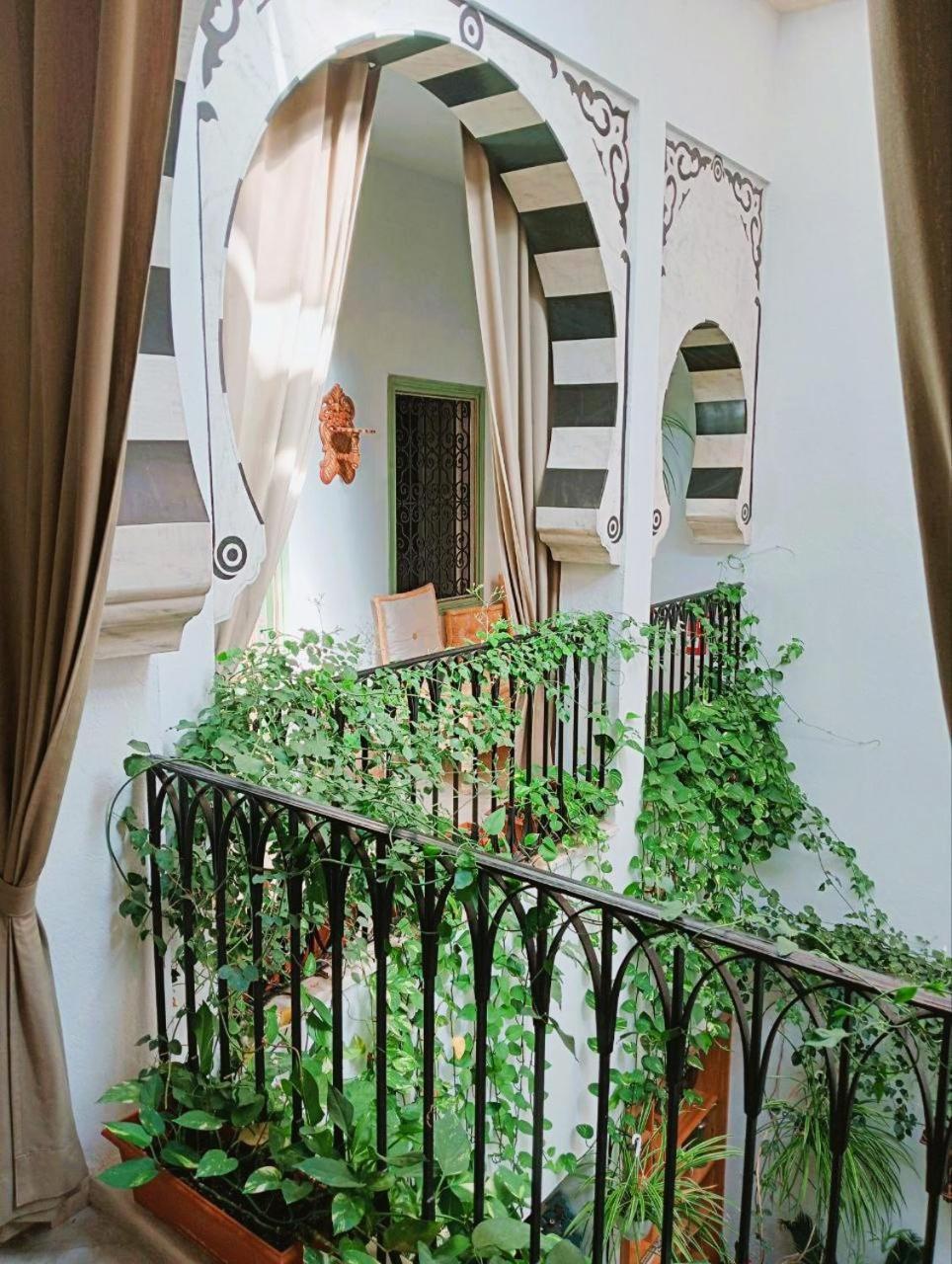 El Patio Courtyard House Tunes Exterior foto